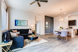 Avilla Lehi Crossing in Mesa, AZ - Building Photo - Building Photo