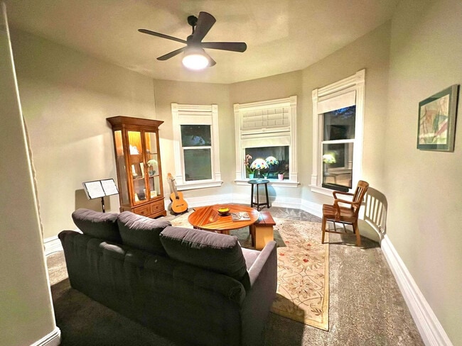 437 N 700 W in Salt Lake City, UT - Building Photo - Building Photo