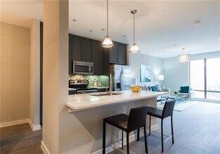 5609 SMU Boulevard in Dallas, TX - Building Photo - Building Photo