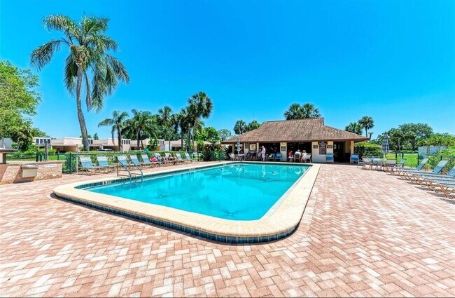 6116 43rd St W in Bradenton, FL - Building Photo - Building Photo