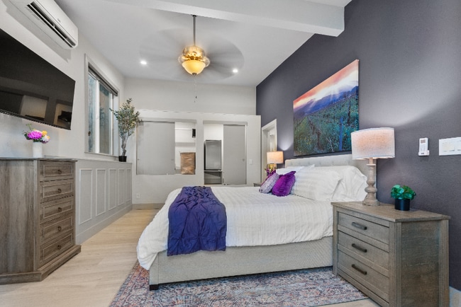 2108 Valente Cir in Martinez, CA - Foto de edificio - Building Photo