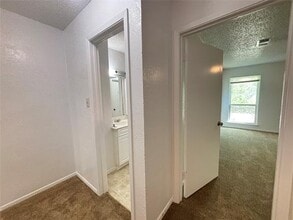 2426 N Graham Dr in Arlington, TX - Building Photo - Building Photo