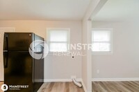 1516 Rosewood St photo'