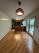 15190 Penasquitos Dr in San Diego, CA - Foto de edificio - Building Photo