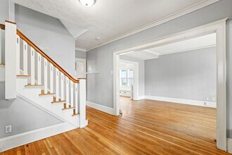 2118 E Linnwood Ave in Milwaukee, WI - Building Photo - Building Photo