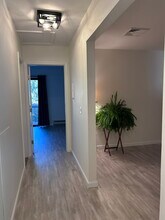 10 The Crescent in Clinton, NJ - Building Photo - Building Photo
