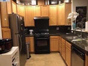 644 Artisan Pl in Hayward, CA - Building Photo - Building Photo