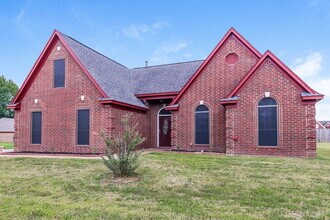 6284 Manchester St in Horn Lake, MS - Building Photo - Building Photo