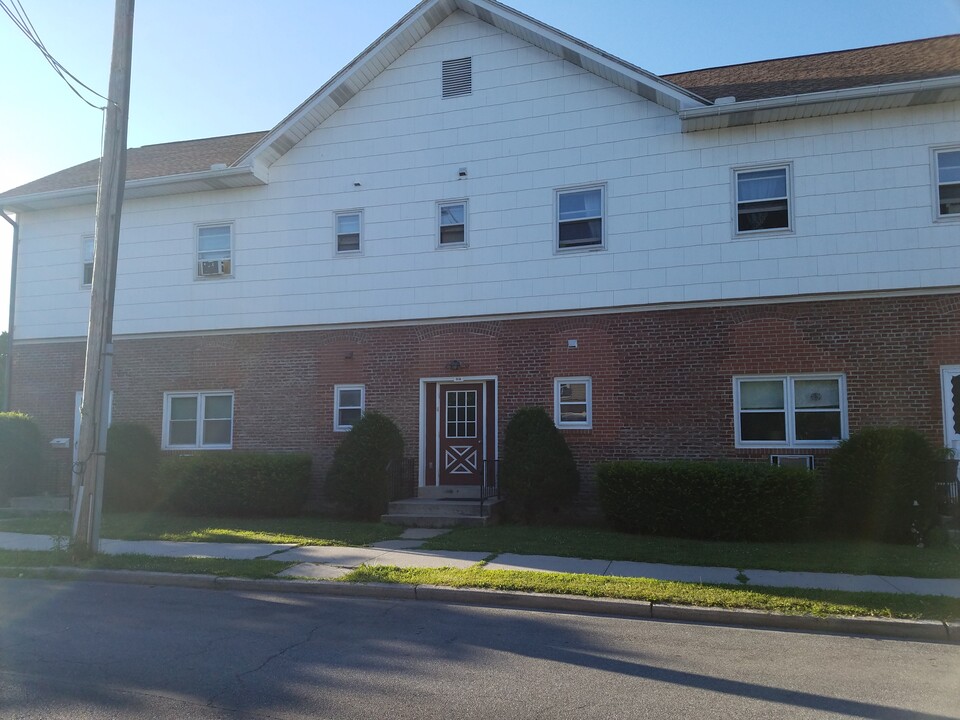 515 E Weidman St, Unit 1st Floor West in Lebanon, PA - Foto de edificio