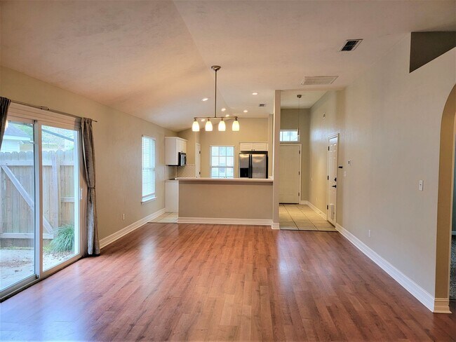 2921 Alexis Ln in Tallahassee, FL - Building Photo - Building Photo