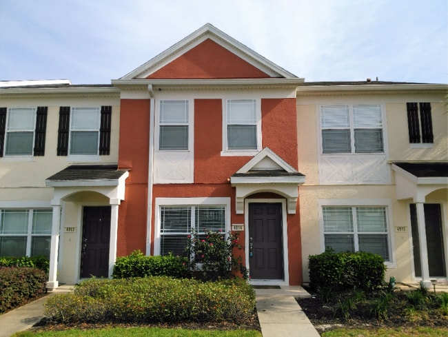 property at 4914 SW 45th Cir