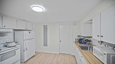 23 Wexford St in St John's, NL - Building Photo - Building Photo