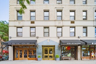 170 2nd Ave in New York, NY - Building Photo - Building Photo