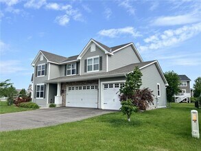 19220 Bridle Path in Corcoran, MN - Building Photo - Building Photo