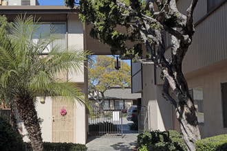 La Forge Apartments in Whittier, CA - Building Photo - Building Photo