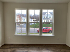 10822 Ashton Poole Pl in Glen Allen, VA - Foto de edificio - Building Photo