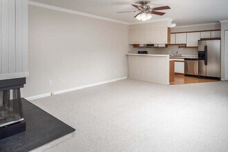 342 Summerwalk Cir in Chapel Hill, NC - Building Photo - Building Photo