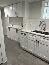 5624 N Marmora Ave, Unit 1a in Chicago, IL - Building Photo - Building Photo