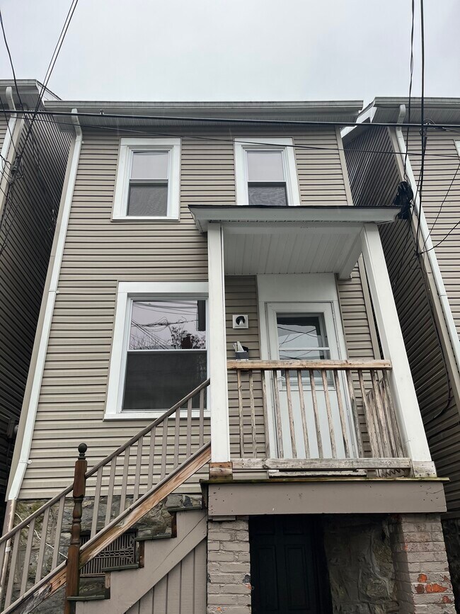 51 W Spruce St Rentals in Bethlehem, PA