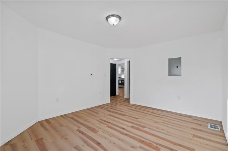 7711 Westmoreland Ave in Pittsburgh, PA - Building Photo