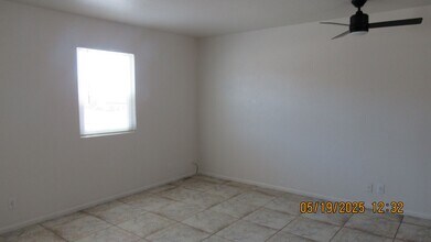 3201 Kearsage Dr in Lake Havasu City, AZ - Building Photo - Building Photo