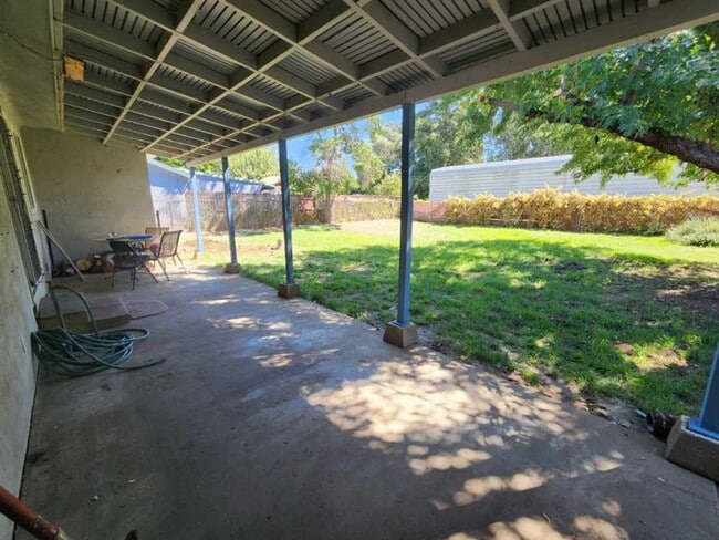 1003 W 12th Ave in Chico, CA - Building Photo - Building Photo