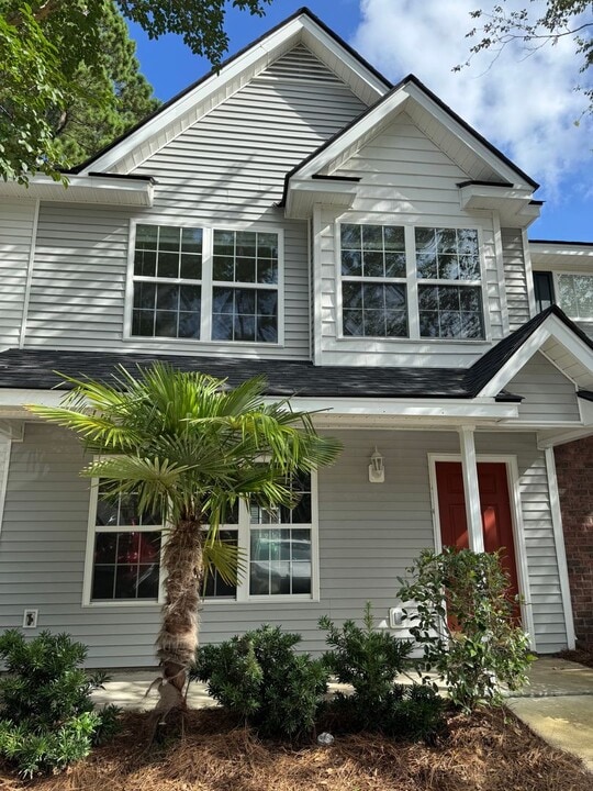 503 South Square in Bluffton, SC - Building Photo
