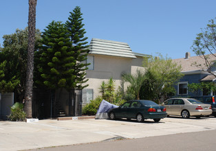 1234 Essex St in San Diego, CA - Foto de edificio - Building Photo