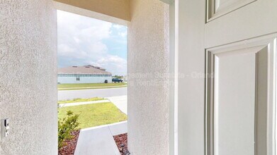 2116 Silver Brk Wy in Davenport, FL - Building Photo - Building Photo