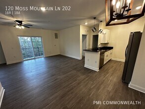 120 Moss Mountain Ln in Charlottesville, VA - Building Photo - Building Photo