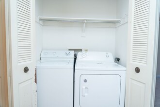 1054 Cheshire Ct in Charlottesville, VA - Building Photo - Building Photo