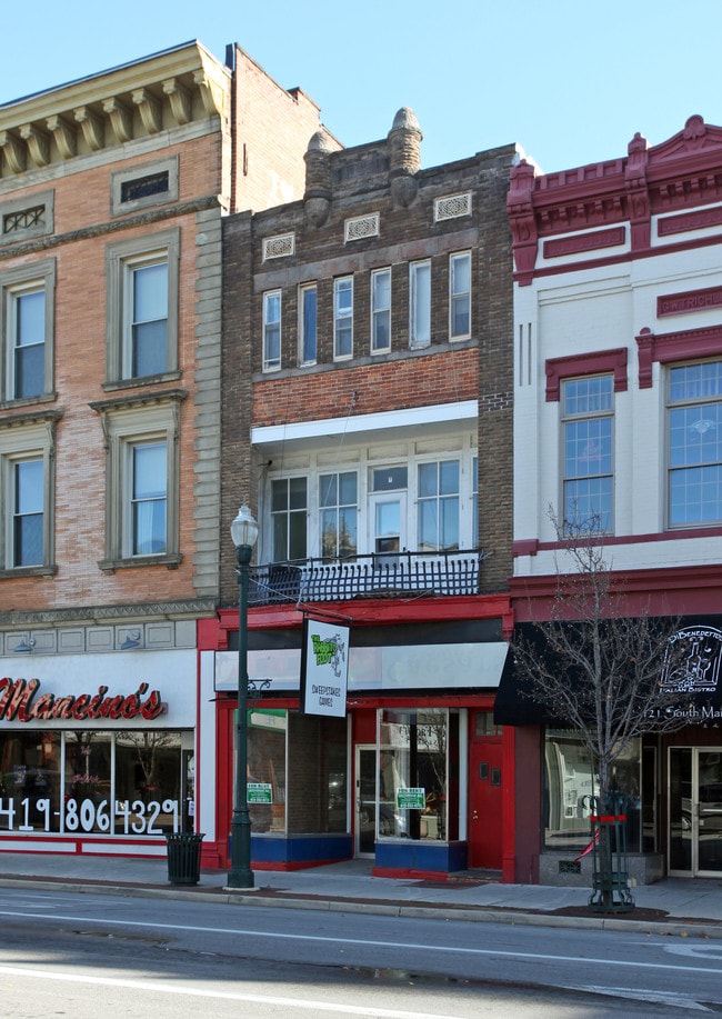 111 S Main St