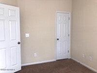 136 Waterstone Ln photo'