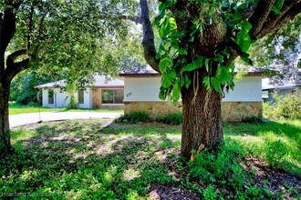 270 Enos Ave in Lake Placid, FL - Building Photo - Building Photo