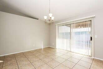 717 E Calle Chulo Rd in Goodyear, AZ - Building Photo - Building Photo
