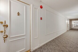 101 Scholz Plaza in Newport Beach, CA - Building Photo - Building Photo