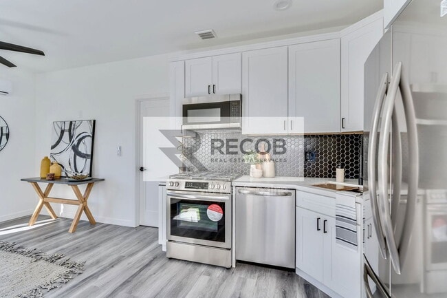 4506 Moraga Ave in San Diego, CA - Building Photo - Building Photo