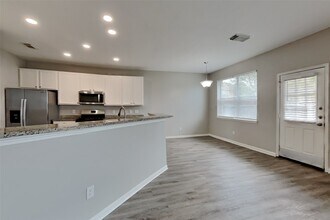 4106 Mill Ln in Missouri City, TX - Building Photo - Building Photo