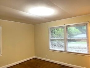 2720 Trail One in Burlington, NC - Building Photo - Building Photo