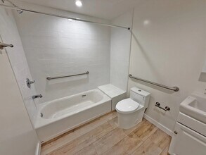 5308 Sepulveda Blvd in Los Angeles, CA - Building Photo - Building Photo