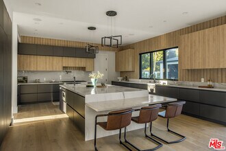 17341 Amina Pl in Los Angeles, CA - Building Photo - Building Photo