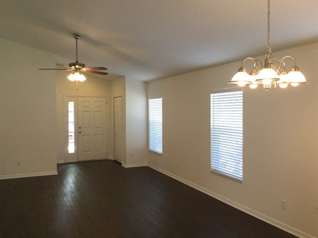 7512 Oxford Garden Cir in Apollo Beach, FL - Building Photo - Building Photo