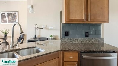 2155 Arkansas Ln, Unit 1326 in Grand Prairie, TX - Building Photo - Building Photo