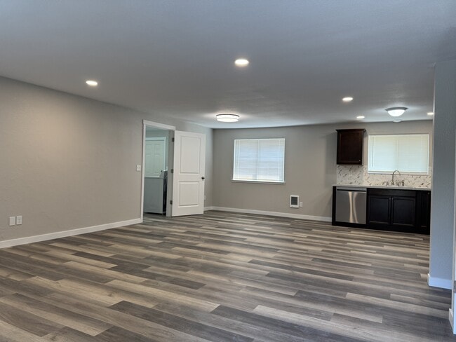 2701 143rd Ave SE in Tenino, WA - Building Photo - Building Photo