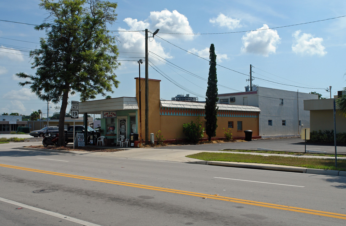 307 Myrtle Ave in Clearwater, FL - Foto de edificio