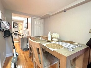494 E 3rd St, Unit 1 in Boston, MA - Building Photo - Building Photo