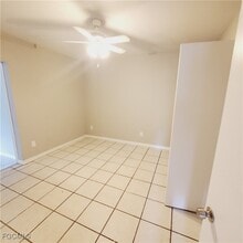 1858 Hanson St in Ft. Myers, FL - Foto de edificio - Building Photo