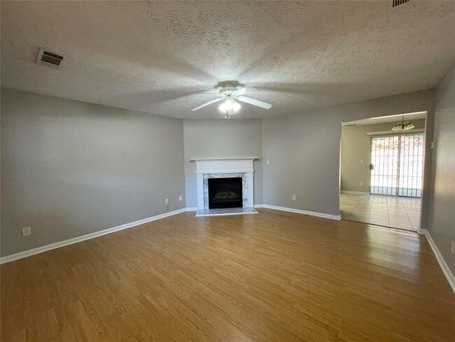 2346 Delfern Dr NW in Lawrenceville, GA - Building Photo - Building Photo