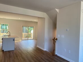 742 Channing Park Cir in Cary, NC - Building Photo - Building Photo