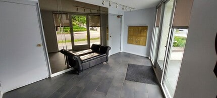 1122 Peck Dr, Unit Penthouse 3 in Los Angeles, CA - Building Photo - Building Photo